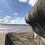 Sandy Bottoms בית נופש