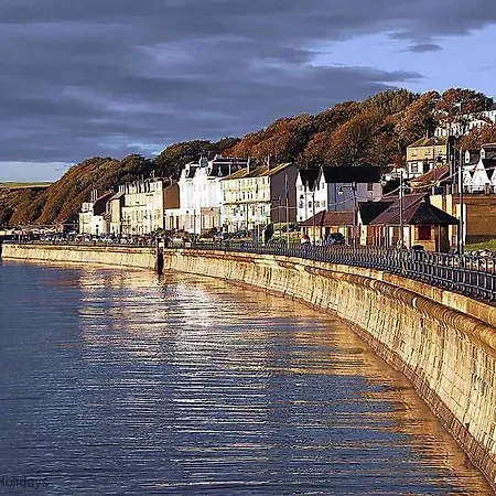 Sandy Bottoms Filey